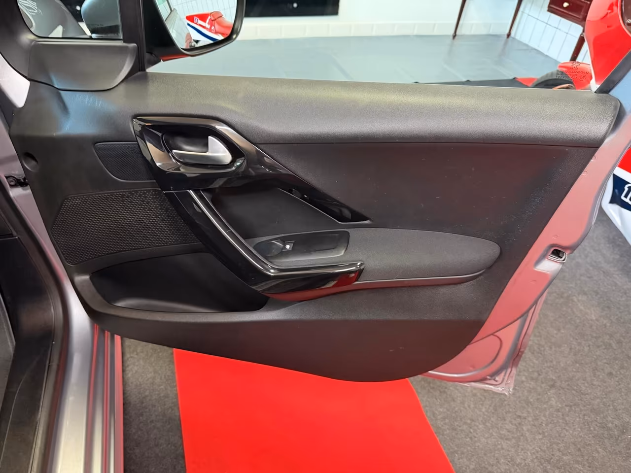 Peugeot 208 PureTech 82 Stop&Start 5 porte Allure