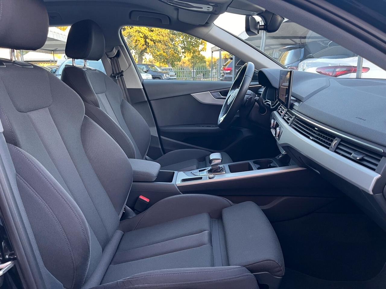 Audi A4 40 TDI S tronic line edition