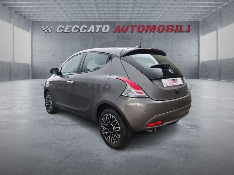 Lancia Ypsilon Ypsilon 1.0 firefly hybrid Platino s&s 70cv