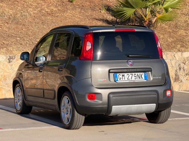 FIAT Panda 1.0 HYBRID CITY LIFE+CLIMATRONIC+SCHERMO+5POSTI