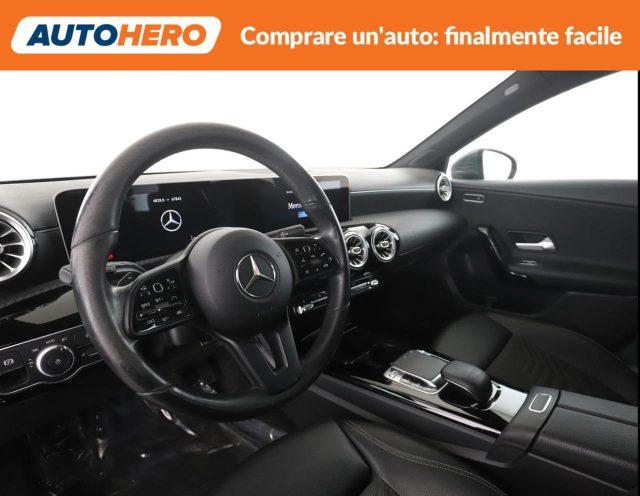 MERCEDES-BENZ A 200 Automatic Executive