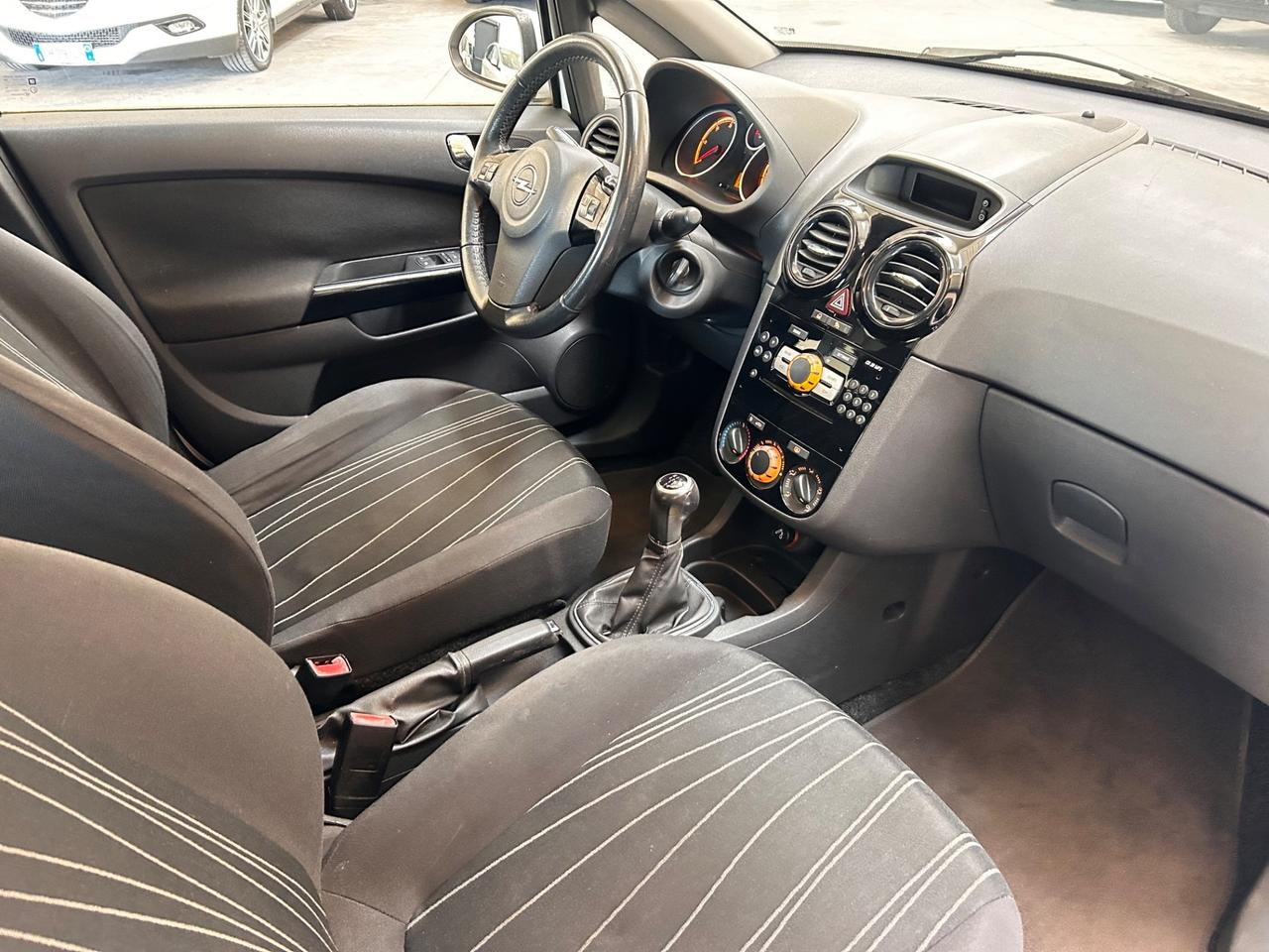 Opel Corsa 1300 dci 75 cv x neopatentati