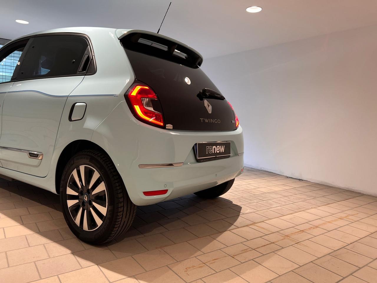 Renault Twingo Electric Intens 500€ di ricariche omaggio