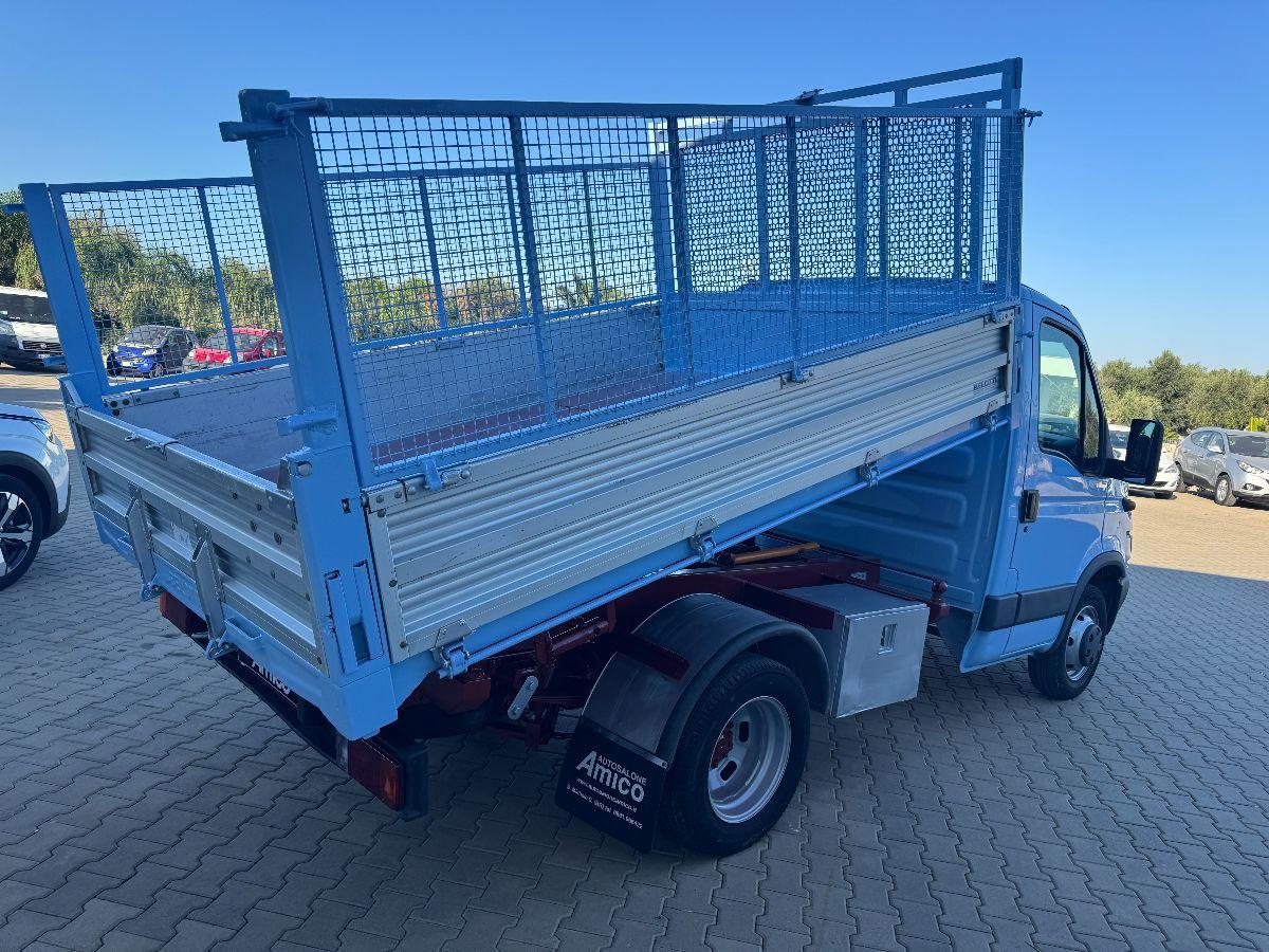IVECO Daily 35C12 Ribaltabile Trilaterale Giardinaggio