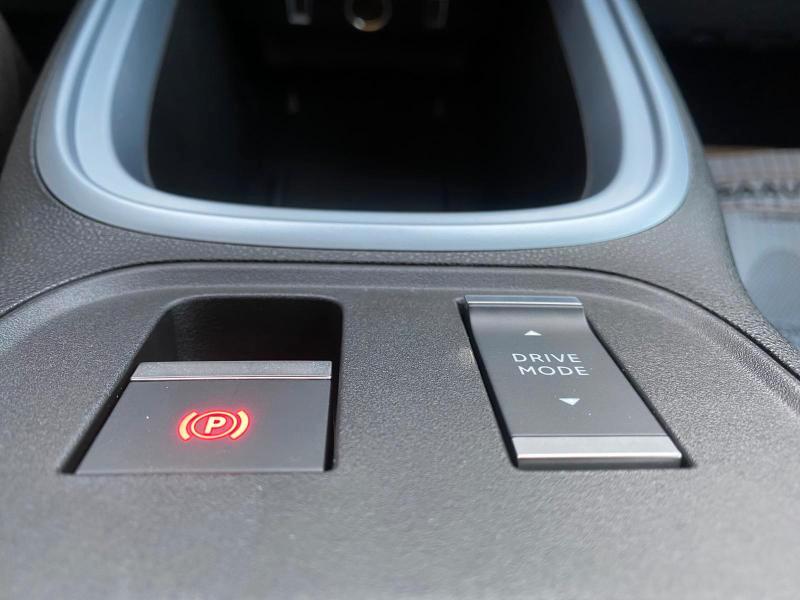 Jeep Avenger 1.2 turbo e-hybrid mhev The North Face 4xe 145cv edct6