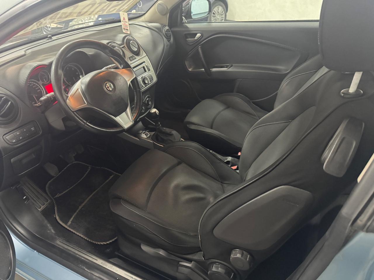 Alfa Romeo MiTo 1.6 JTDm 16V Distinctive Sport Pack