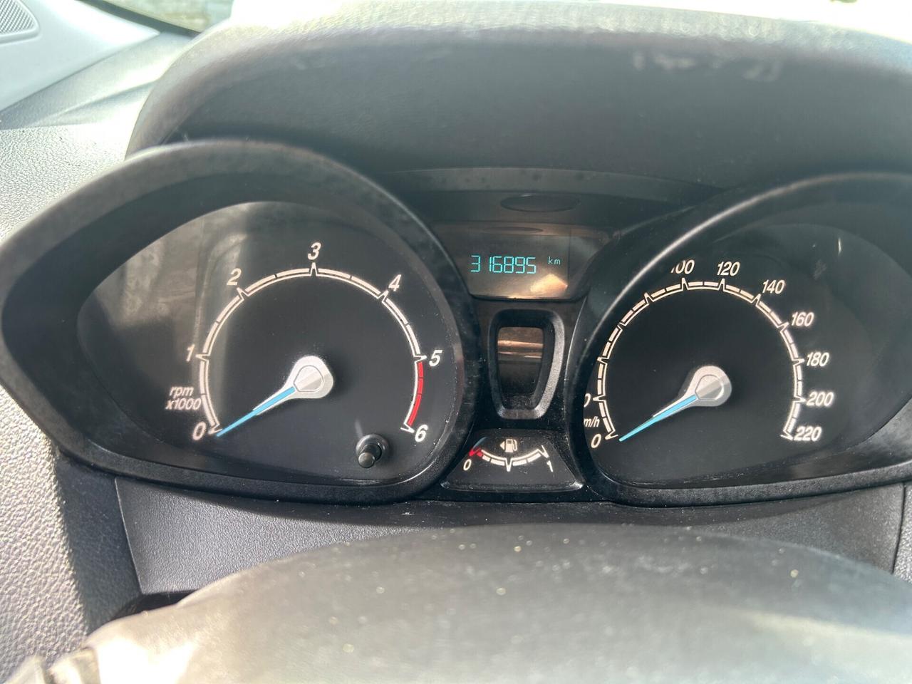 Ford Transit Courier 1.5 TDCi 75CV Van Trend