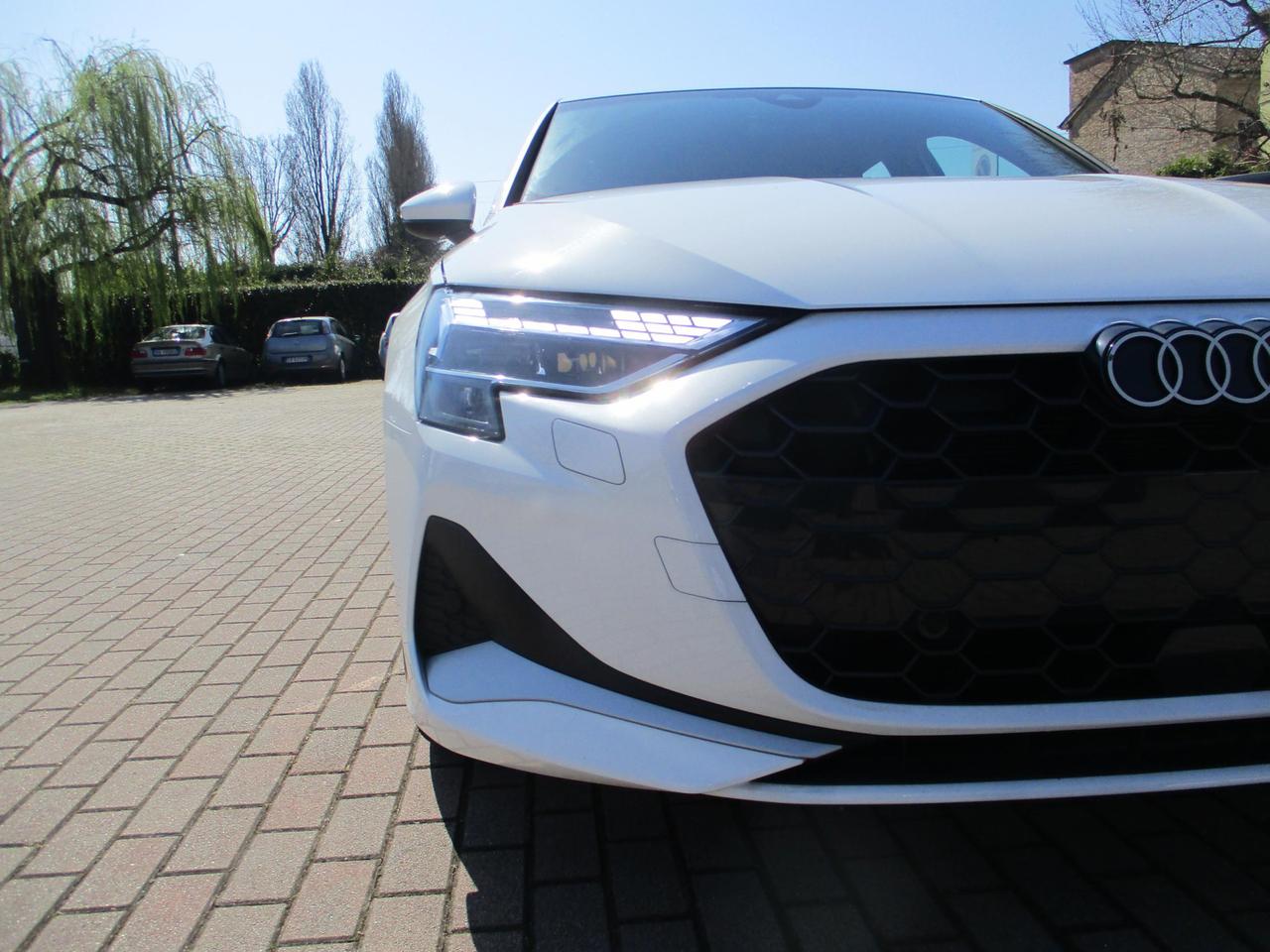 Audi A3 Sportback 1.5 tfsi mhev Business Advanced 116cv s-tronic - OK Neopatentati