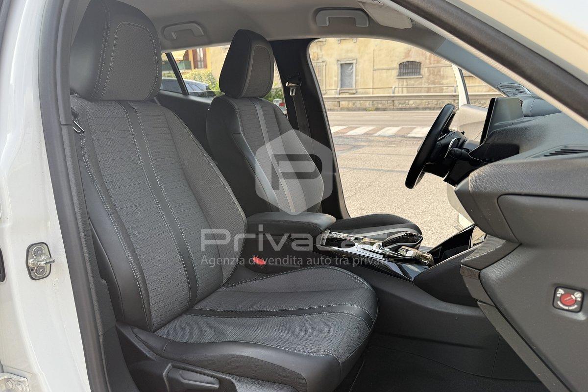 PEUGEOT 2008 BlueHDi 130 S&S EAT8 Allure