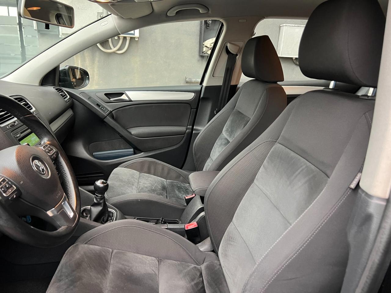 VW GOLF 1.6 TDI HIGHLINE/LED+PELLE/UNIPROP