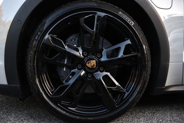 PORSCHE Taycan 4 Cross Turismo *21"*CHRONO*PANORAMA*BOSE*360°*LED