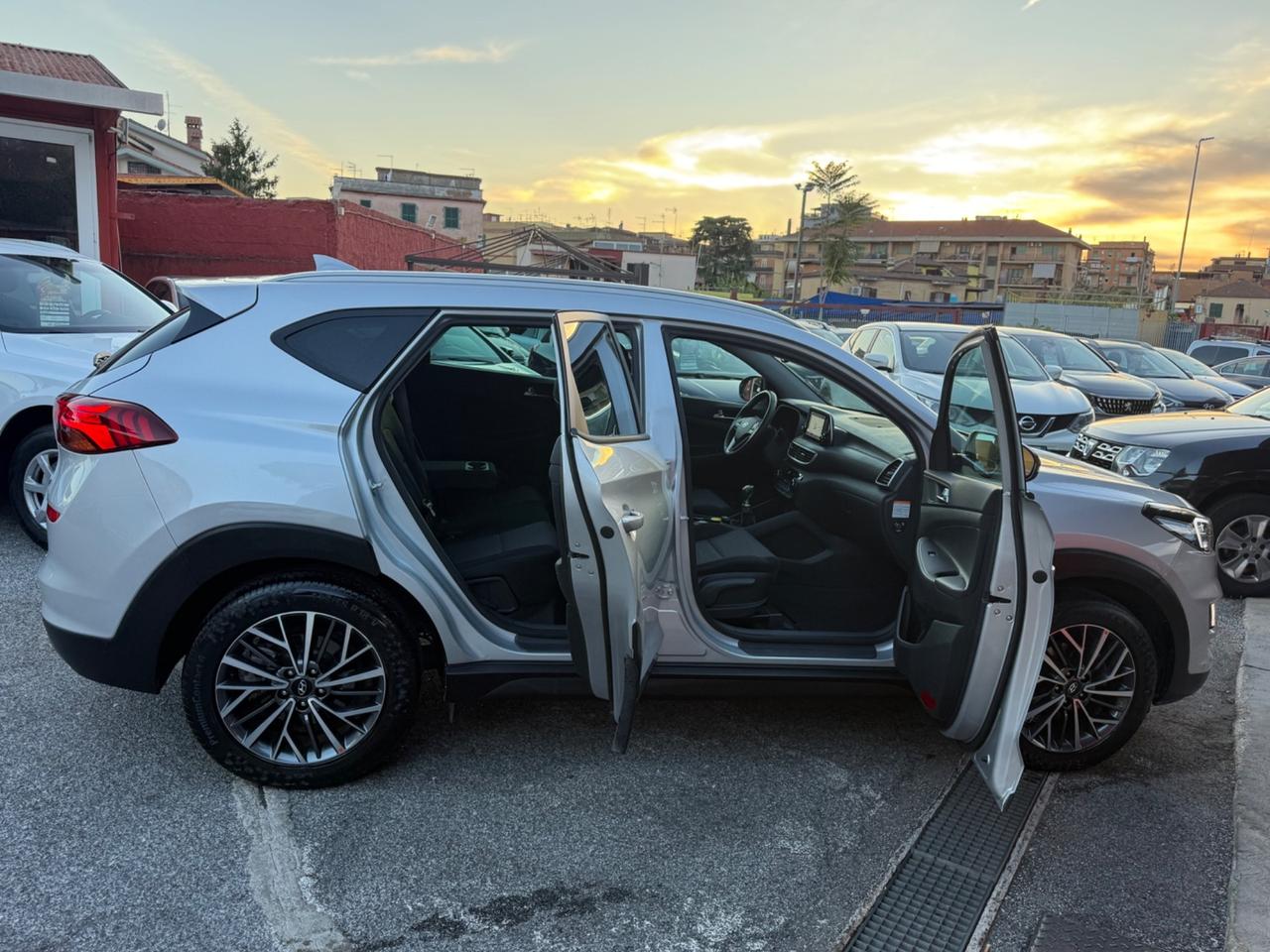 Tucson 1.6 CRDi HYBRID-( 43 mila km )unipro-rate-garanzia