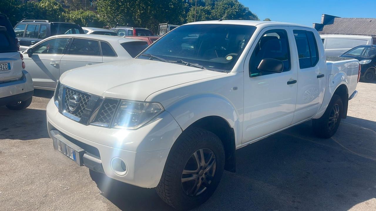 Nissan Navara 2.5 dCi 4 porte Double Cab XE