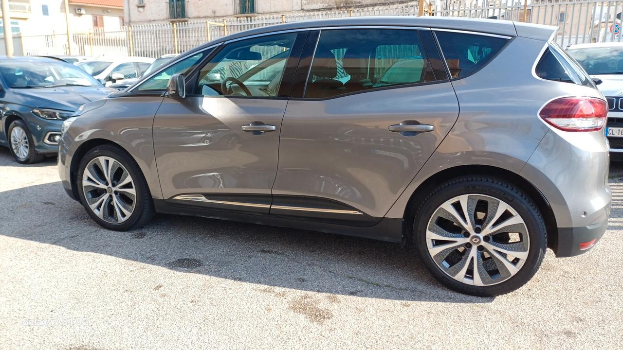 Renault Scenic Scénic dCi 8V 110 CV EDC Energy Intens