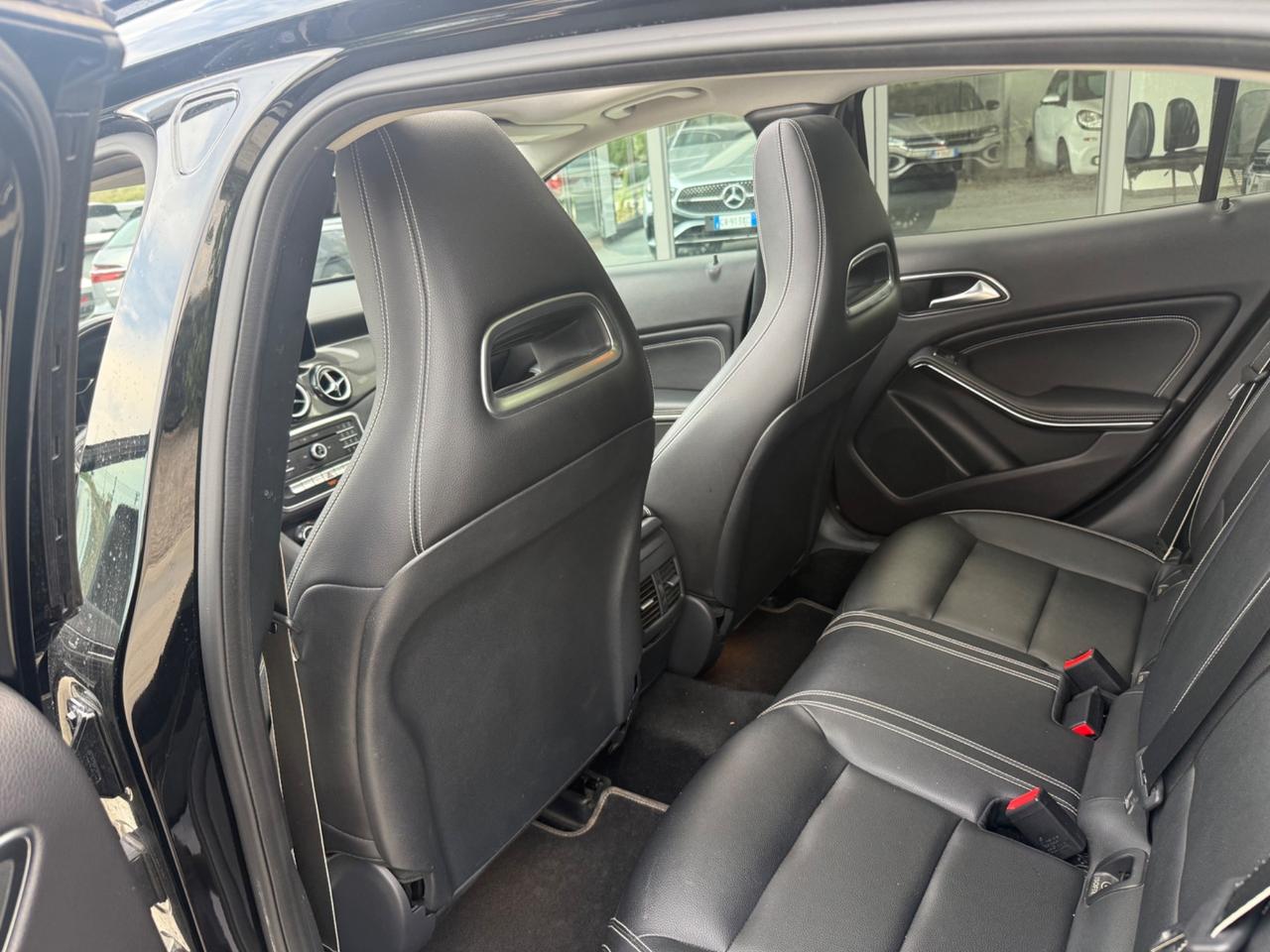 Mercedes-benz GLA 200 d FULL OPTIONAL