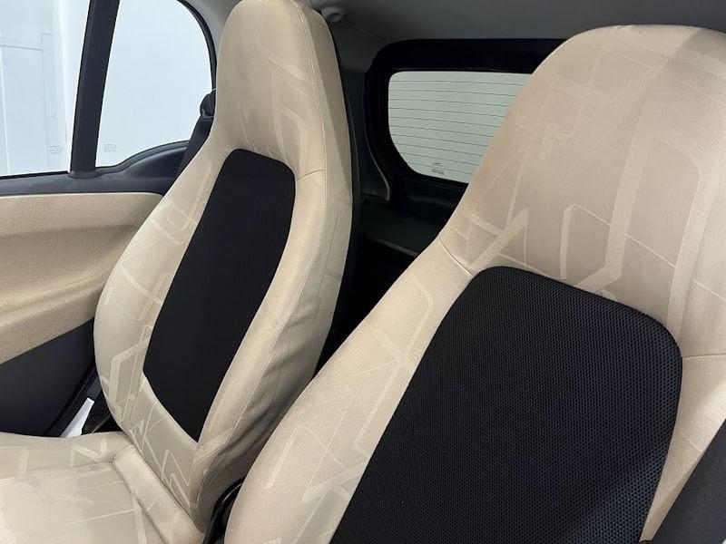 smart fortwo fortwo 1000 62 kW coupé passion