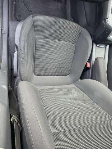 Peugeot 5008 1.6 hdi. 7 POSTI