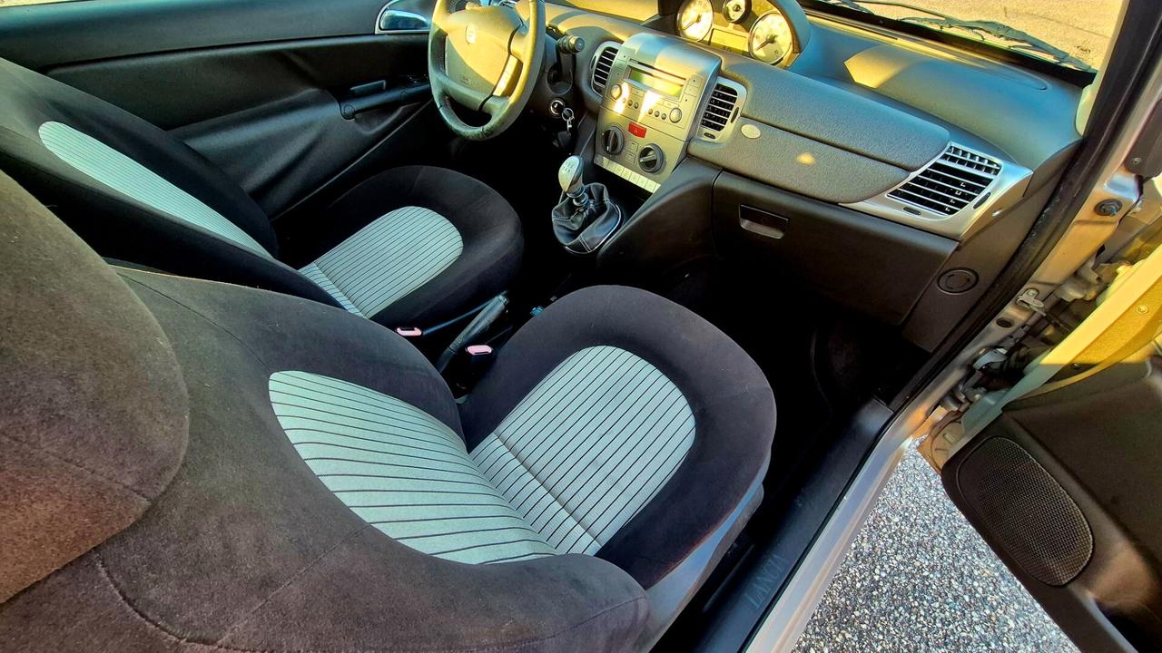 Lancia Ypsilon 144.000KM NESSUN LAVORO DA FARE