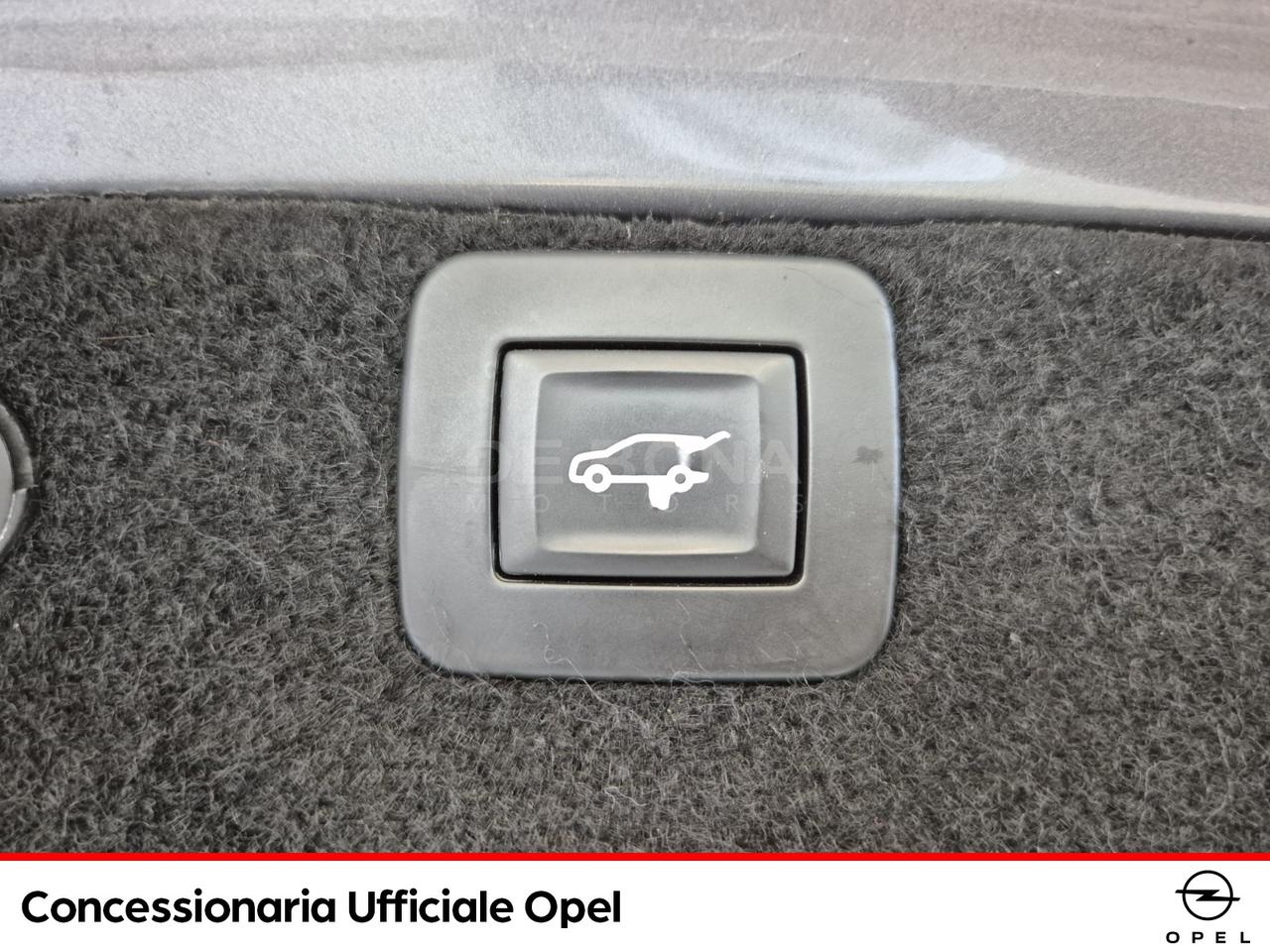 Opel Insignia sports tourer 2.0 cdti cosmo 170cv at6