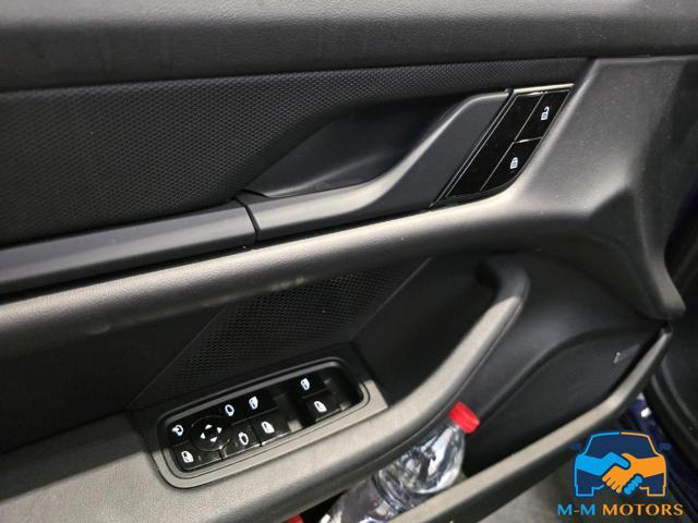 PORSCHE Taycan 4S Performance