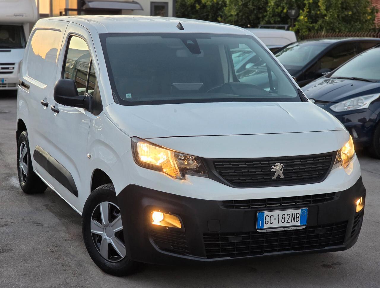 Peugeot Partner BlueHDi 100 S&S PC Furgone Pro