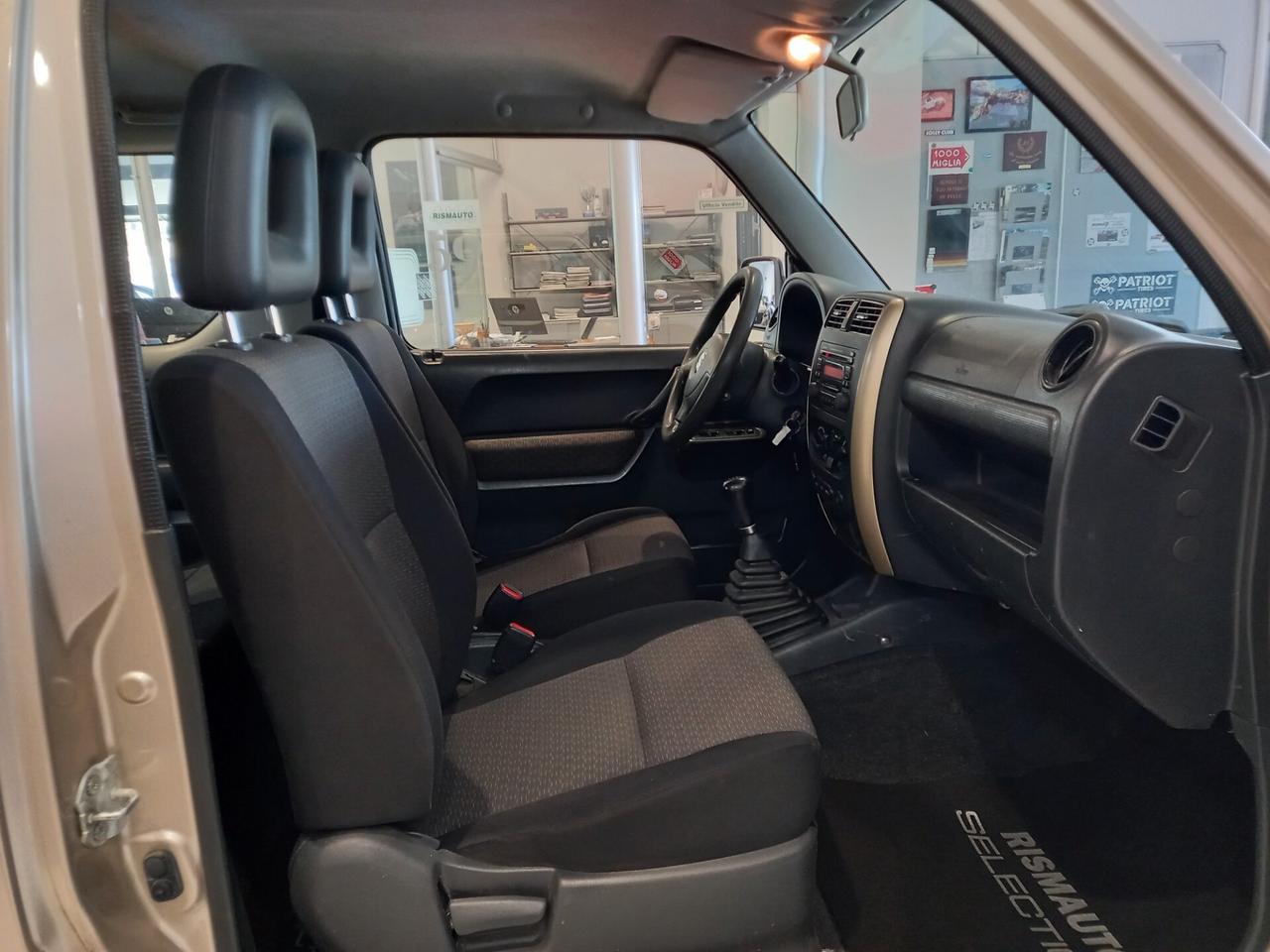 Suzuki Jimny 1.3i 16V cat 4WD JX