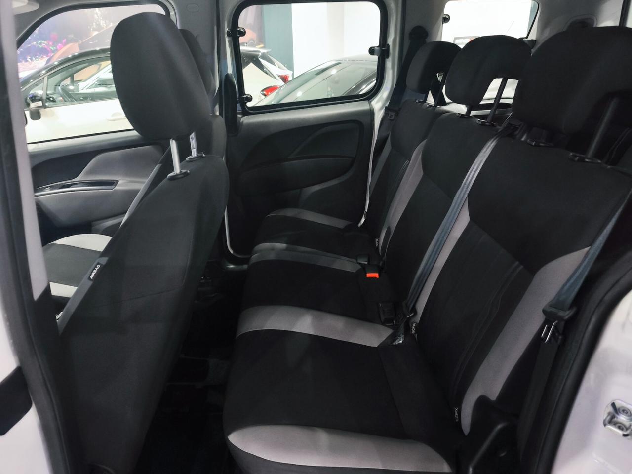 Fiat Doblò 1.6 MJT 120cv S&S Lounge 7 Posti 2019