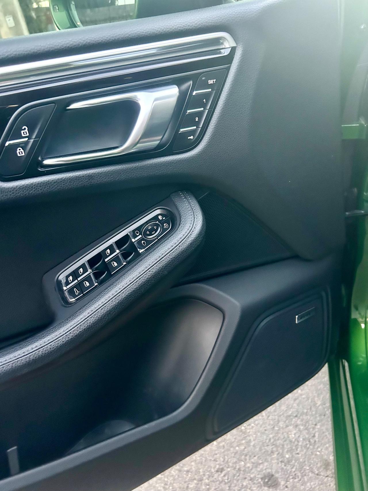 Porsche Macan 2.0 BENZINA 245CV PYTHON GREEN (GTS COLOR)