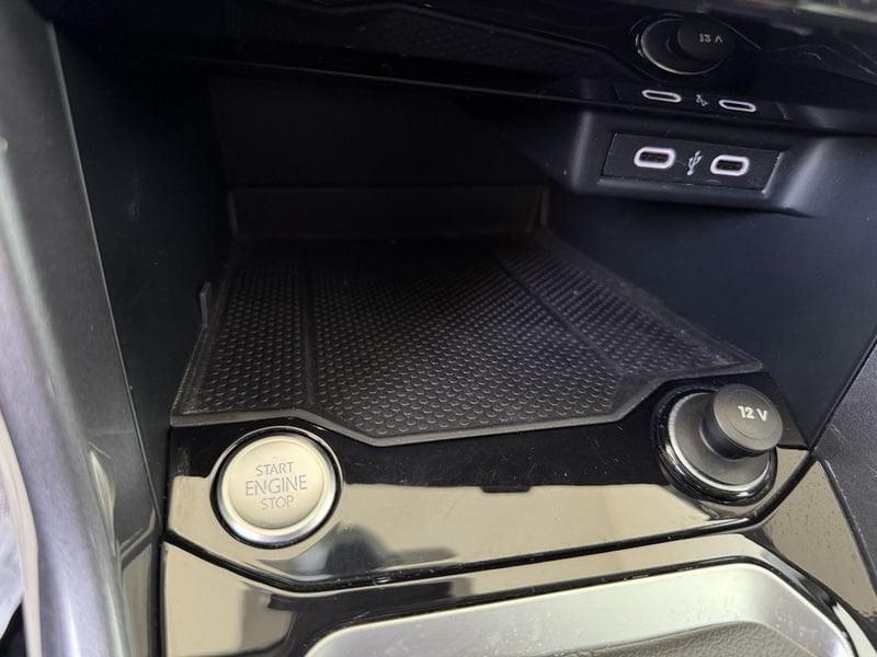 Volkswagen T-Roc T-Roc 2.0 TDI SCR Style TUA DA 289,00 EURO AL MESE