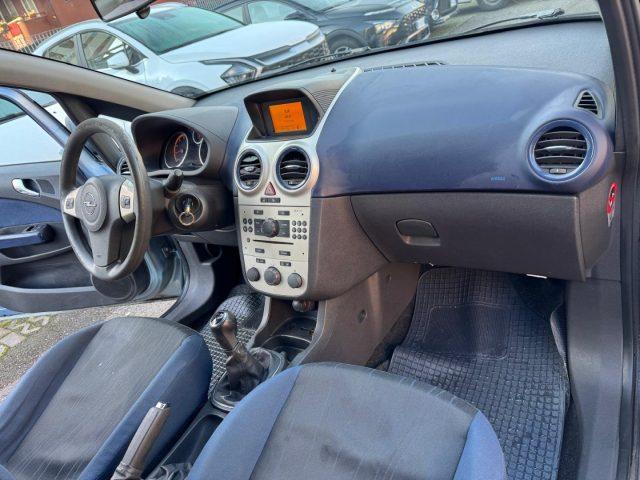 OPEL Corsa 1.4 16V 5 PORTE COSMO