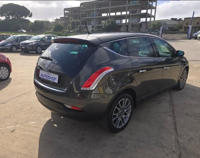 Lancia Delta 1.6 MJT DPF Platino