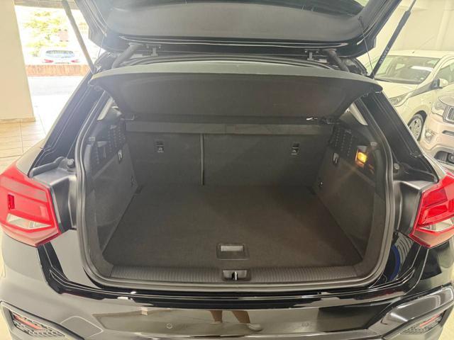 AUDI Q2 35 TDI quattro S tronic Business