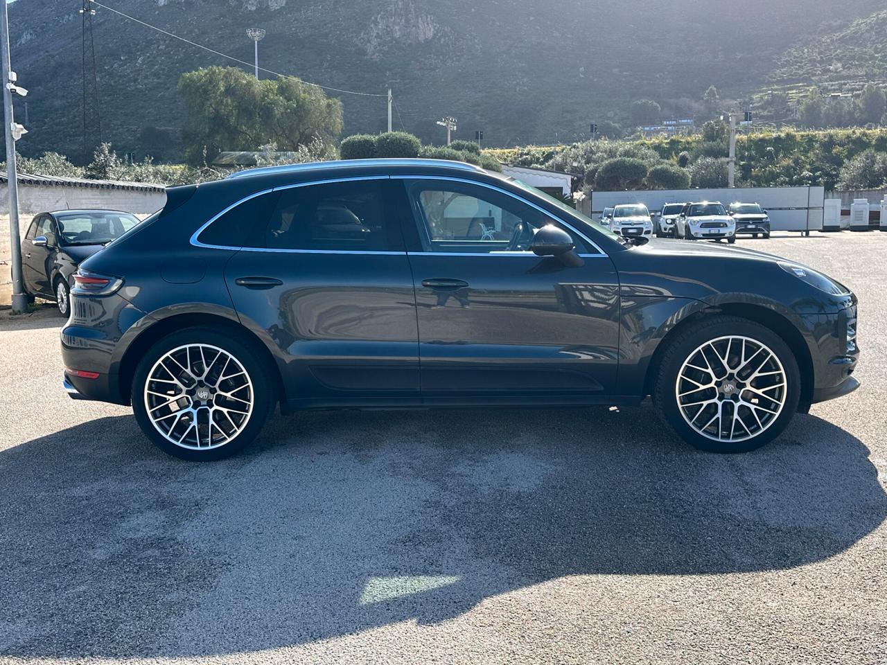 Porsche Macan 2.0