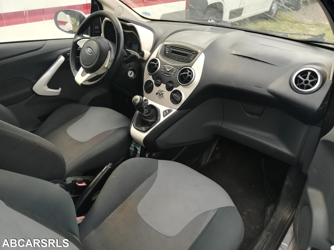 FORD - Ka - 1.2 8V 69CV Titanium - NEOPATENTATI -