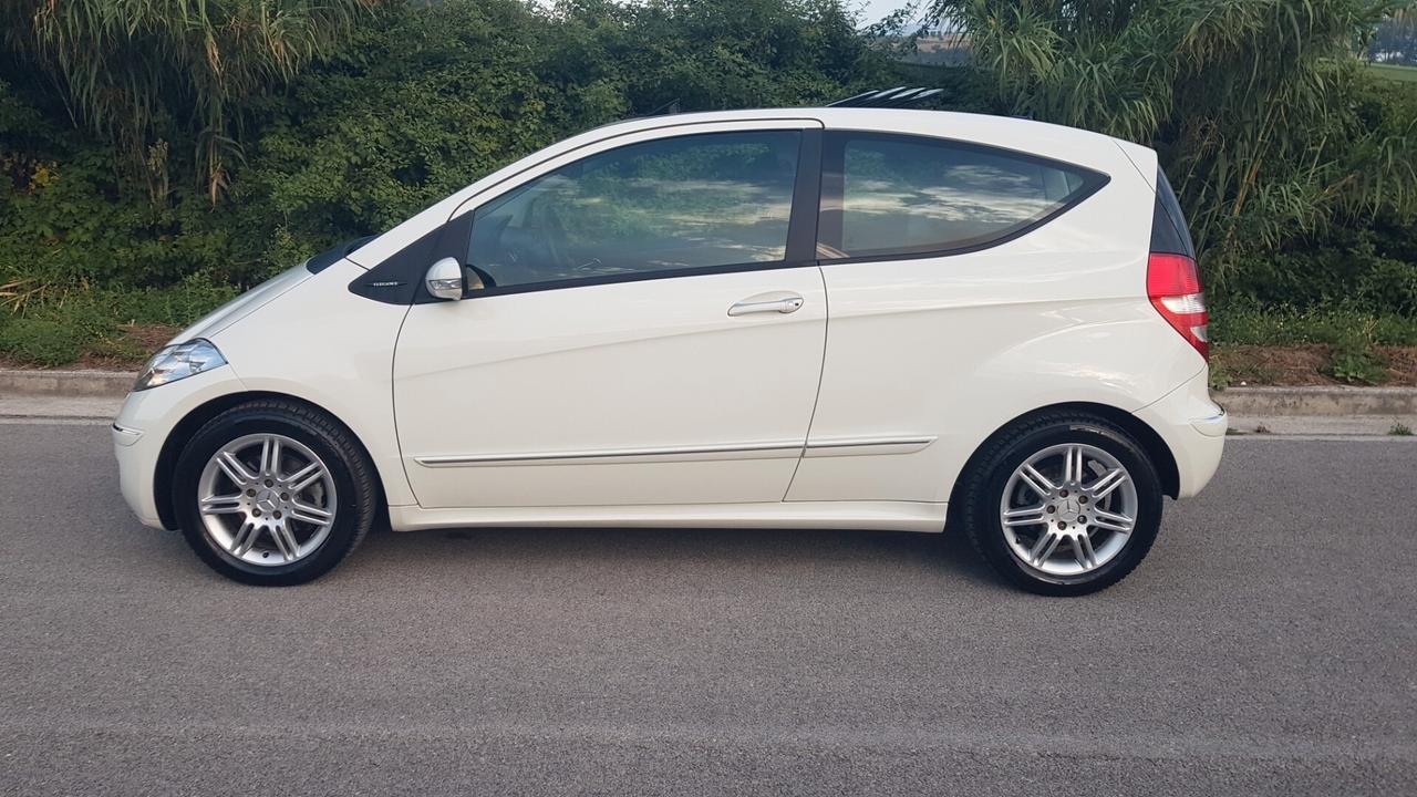 Mercedes-benz A 200 Coupé Elegance