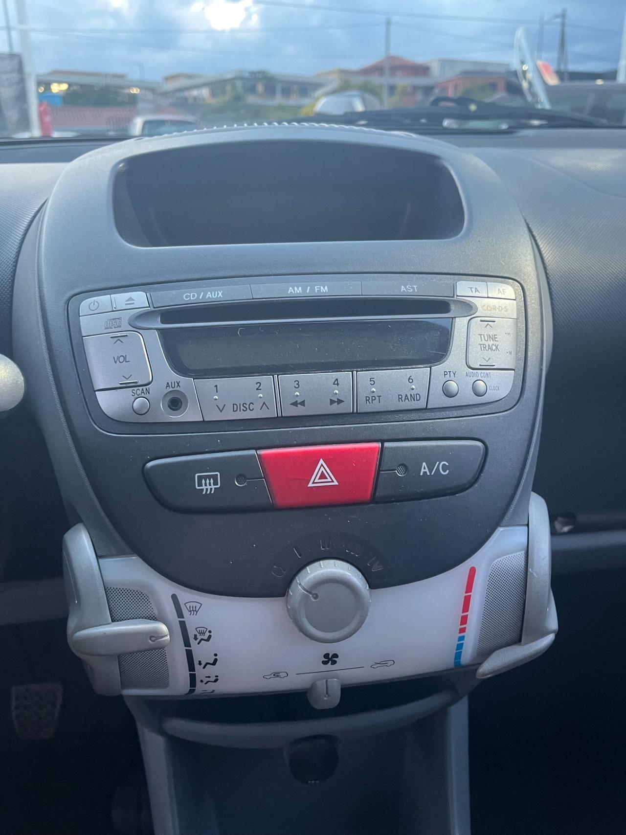 Citroen C1 1.0 5 porte airdream AMIC1