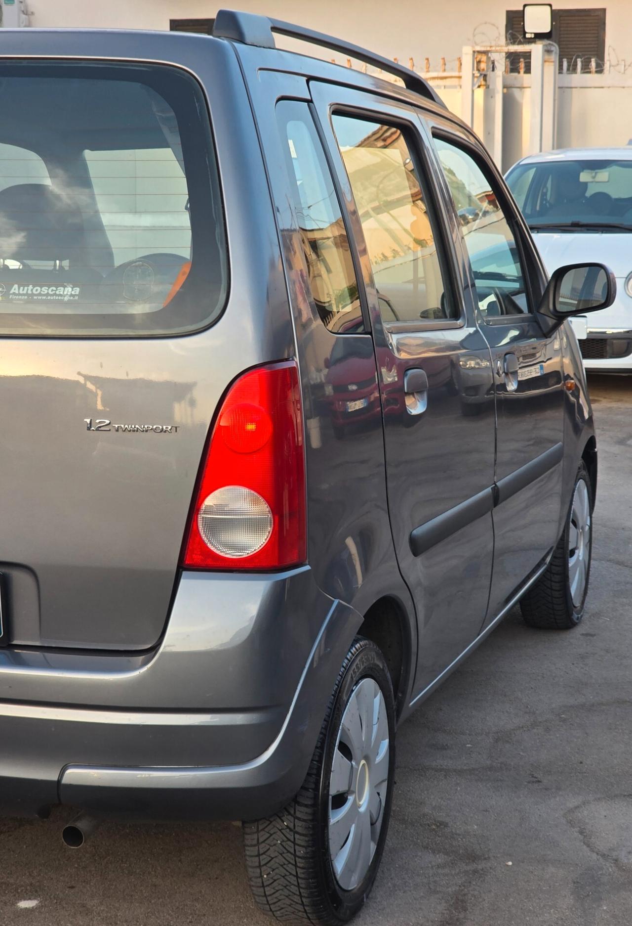 Opel Agila 1.2 16V Enjoy
