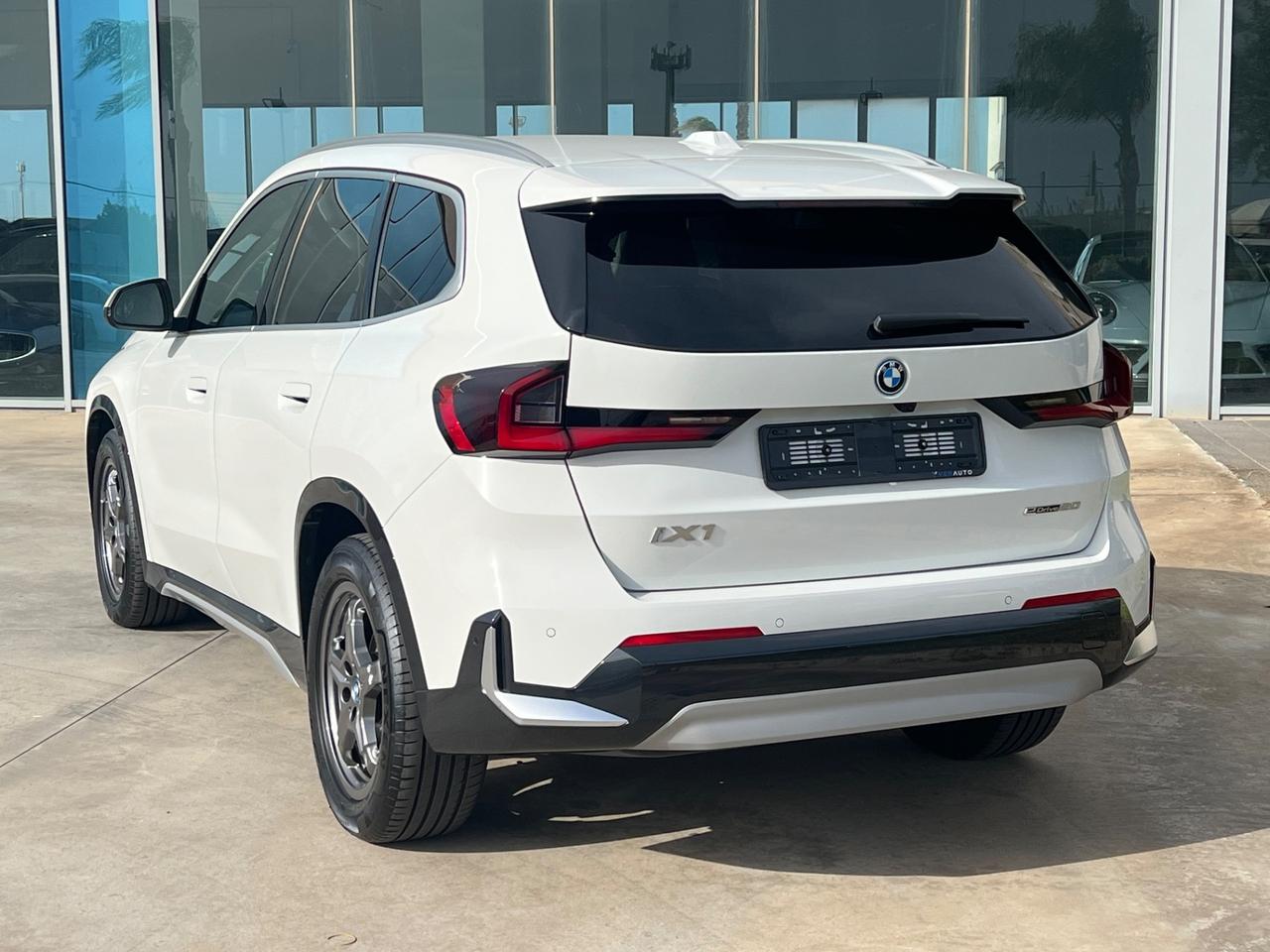 BMW iX1 edrive 20 Special Ed. Super Eco incentivo Verauto