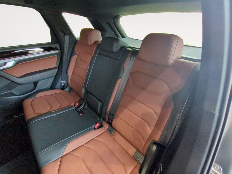Volkswagen Touareg 3.0 V6 TDI SCR 210kW R-Line