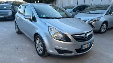 Opel Corsa 1.2. 12V 5 porte benzina