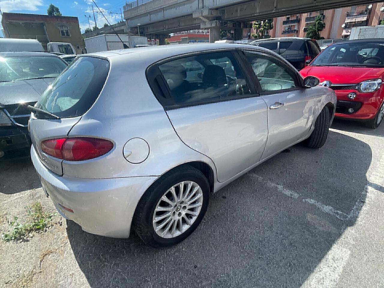 Alfa Romeo 147 1.6 16V TS (105) 5 porte Progression