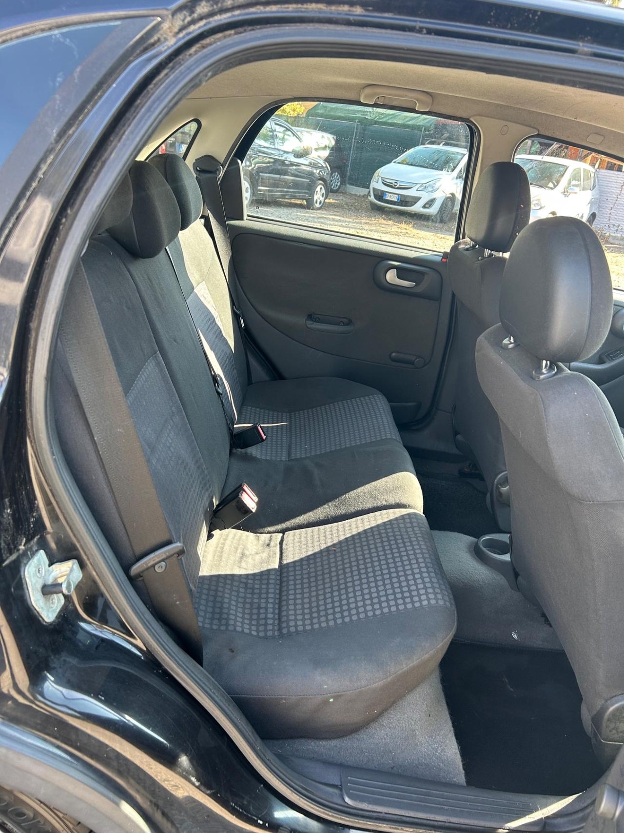 Opel Corsa 1.3 CDTI 75CV 5 porte Club 100.000km