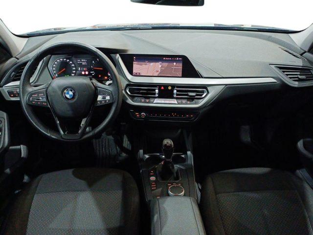 BMW 118 i 5p. Business Advantage