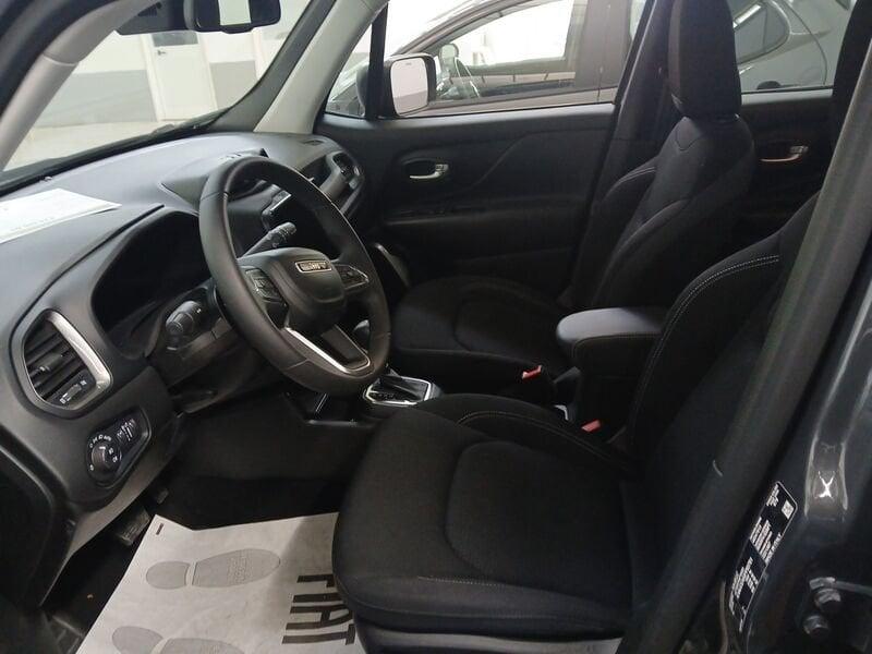 Jeep Renegade 1.5 Turbo T4 MHEV Summit