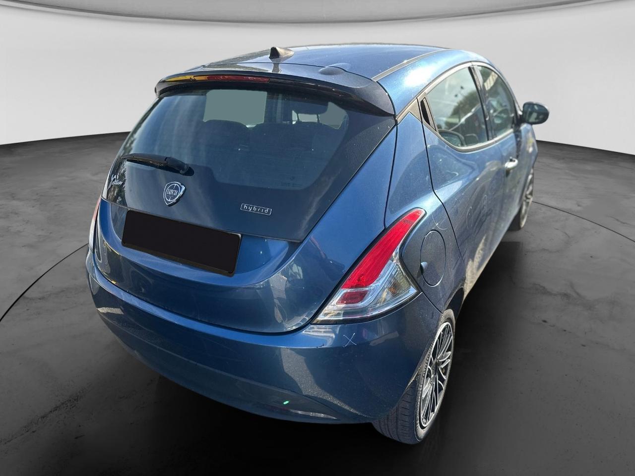 LANCIA Ypsilon III 2021 - Ypsilon 1.0 firefly hybrid Silver s&s 70cv