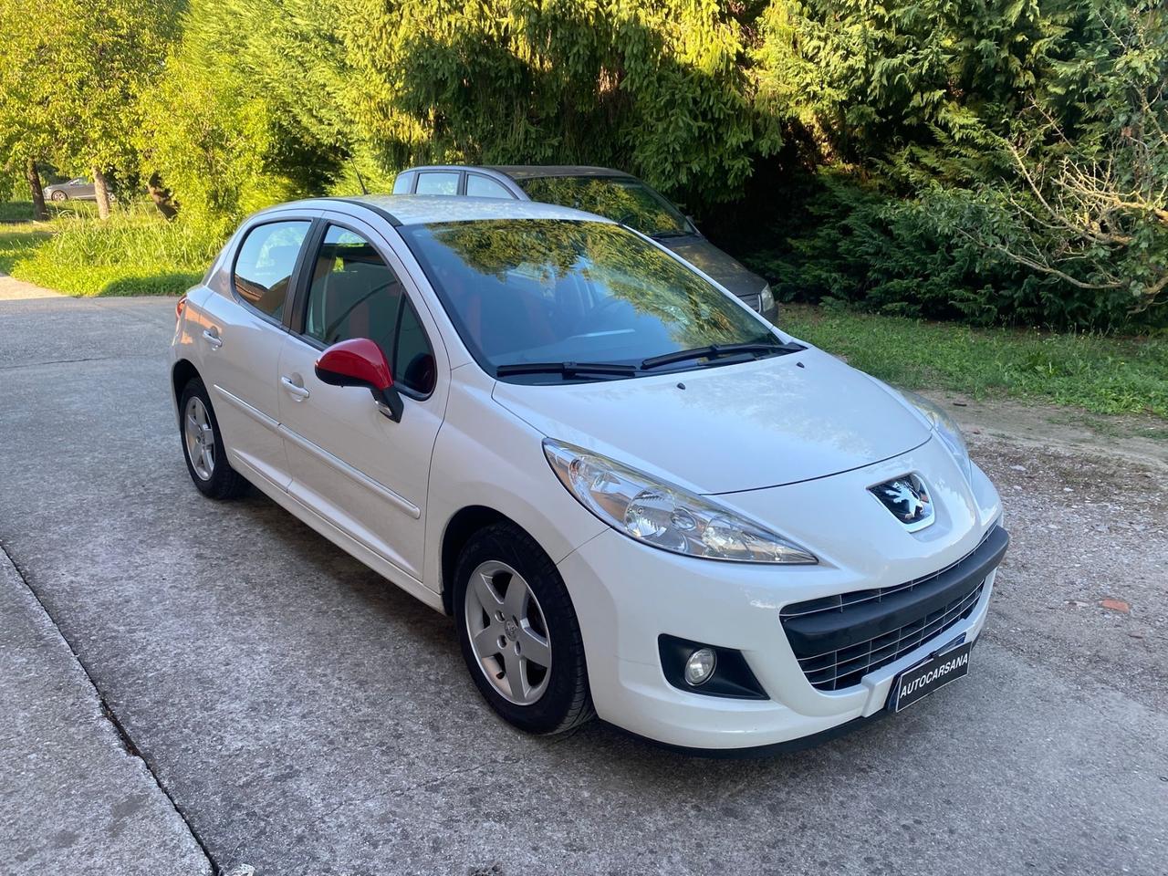 PEUGEOT 207 1.4 HDi DAVVERO MOLTO BELLA GUARDA!