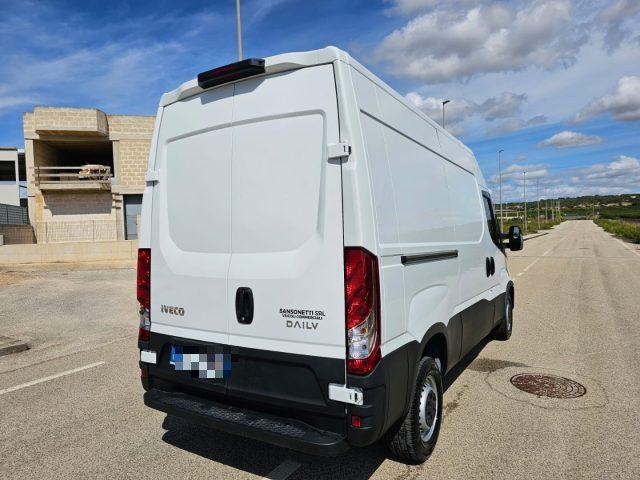 IVECO Daily 33S12V 2.3 HPT PM-TM Furgone