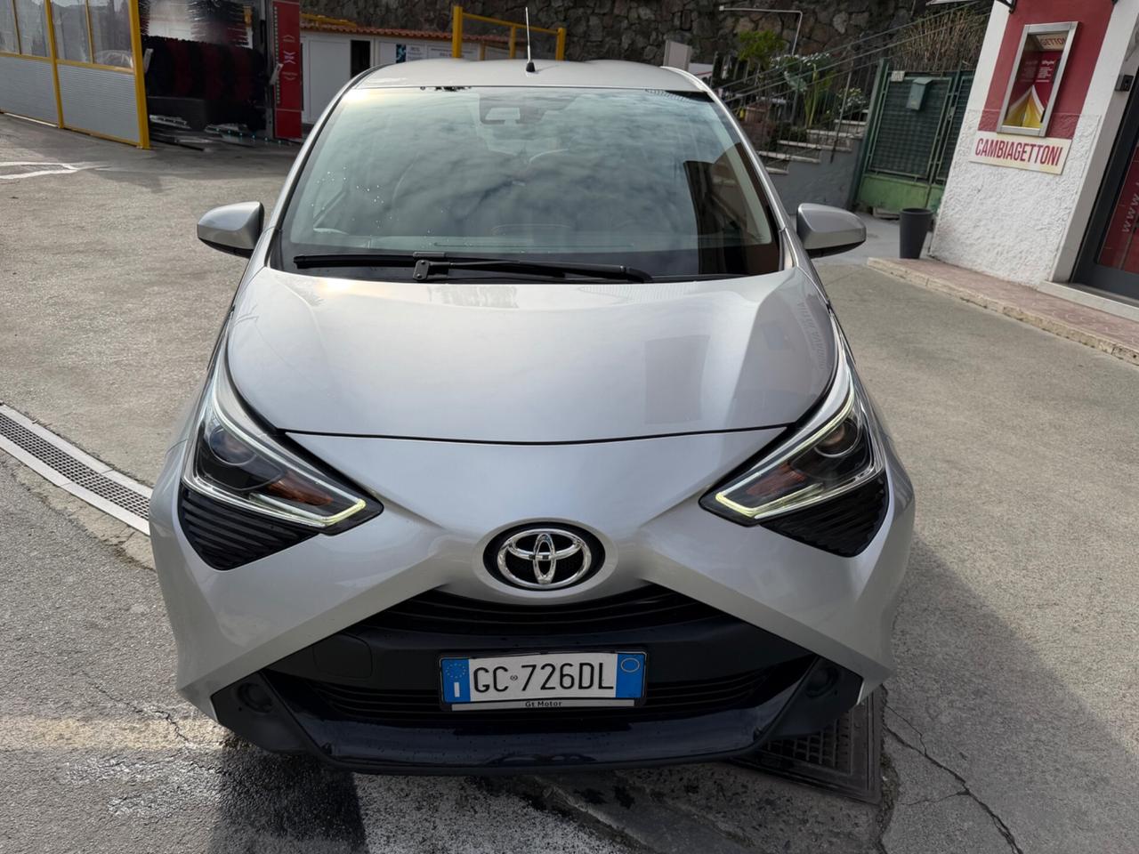 TOYOTA AYGO 1.0 NEOPATENTATI