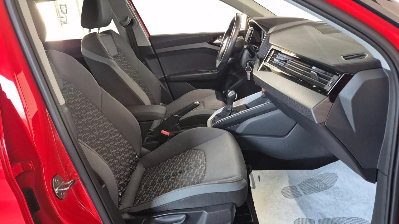 Audi A1 SPB 35 TFSI S tronic Identity Black 150 CV