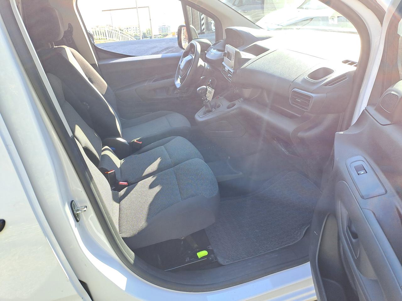 Peugeot Partner 1.5 BlueHDi 100cv PC Premium